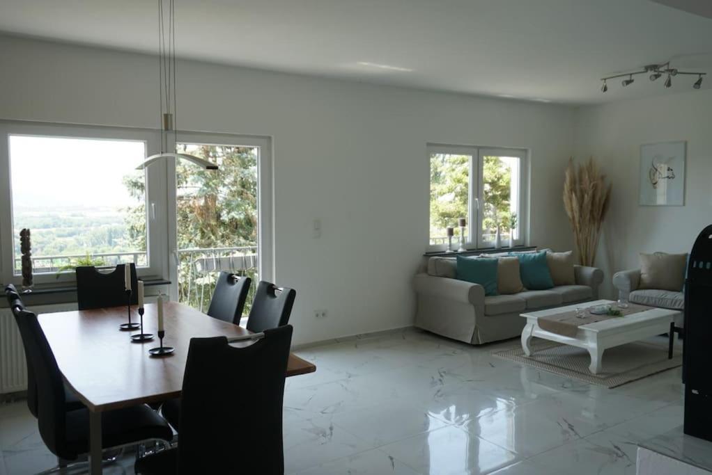 Ferienhaus Mit Schoener Aussicht Weitersburg Bagian luar foto