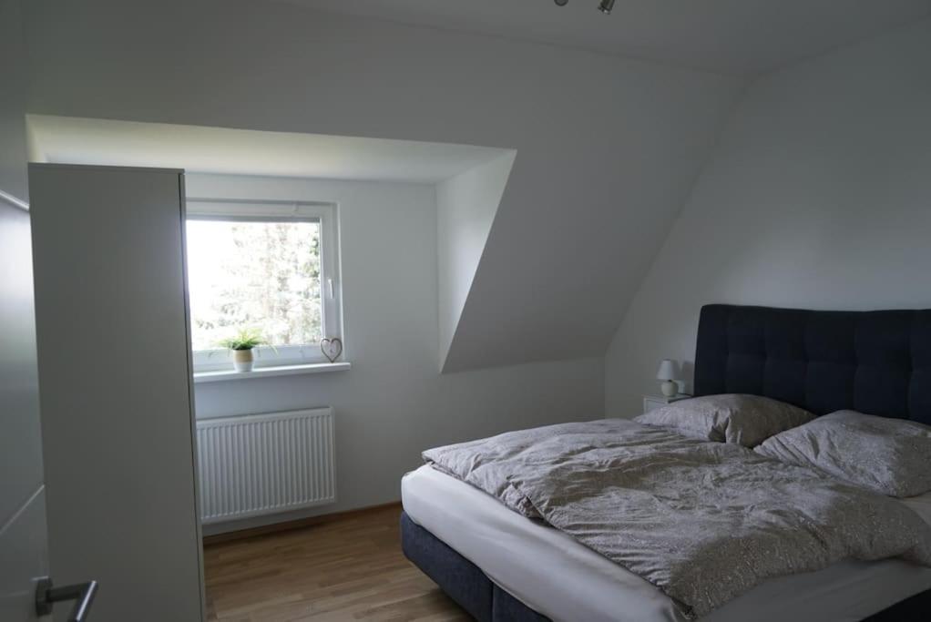 Ferienhaus Mit Schoener Aussicht Weitersburg Bagian luar foto