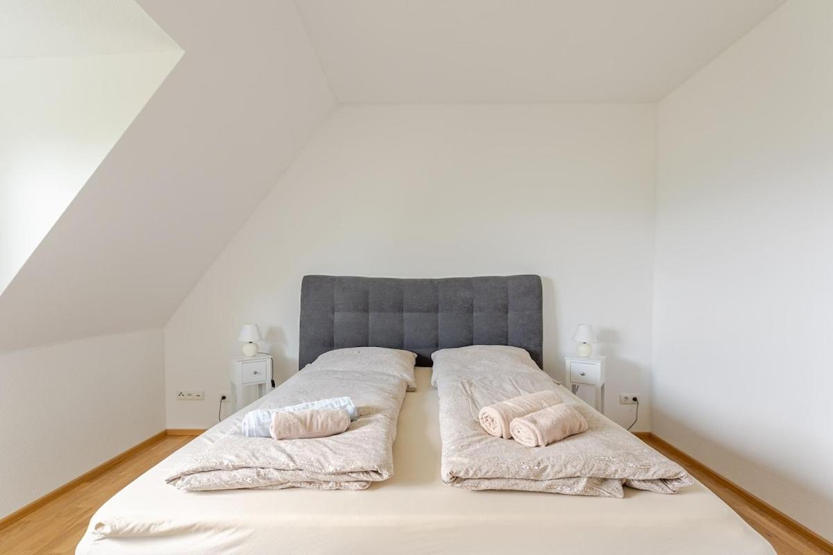 Ferienhaus Mit Schoener Aussicht Weitersburg Bagian luar foto