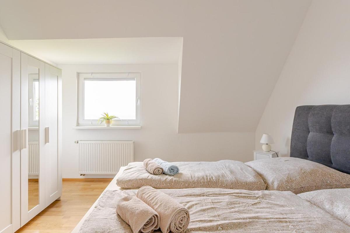 Ferienhaus Mit Schoener Aussicht Weitersburg Bagian luar foto