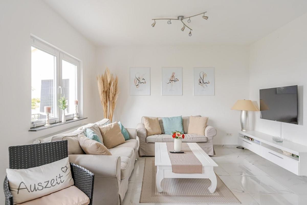 Ferienhaus Mit Schoener Aussicht Weitersburg Bagian luar foto