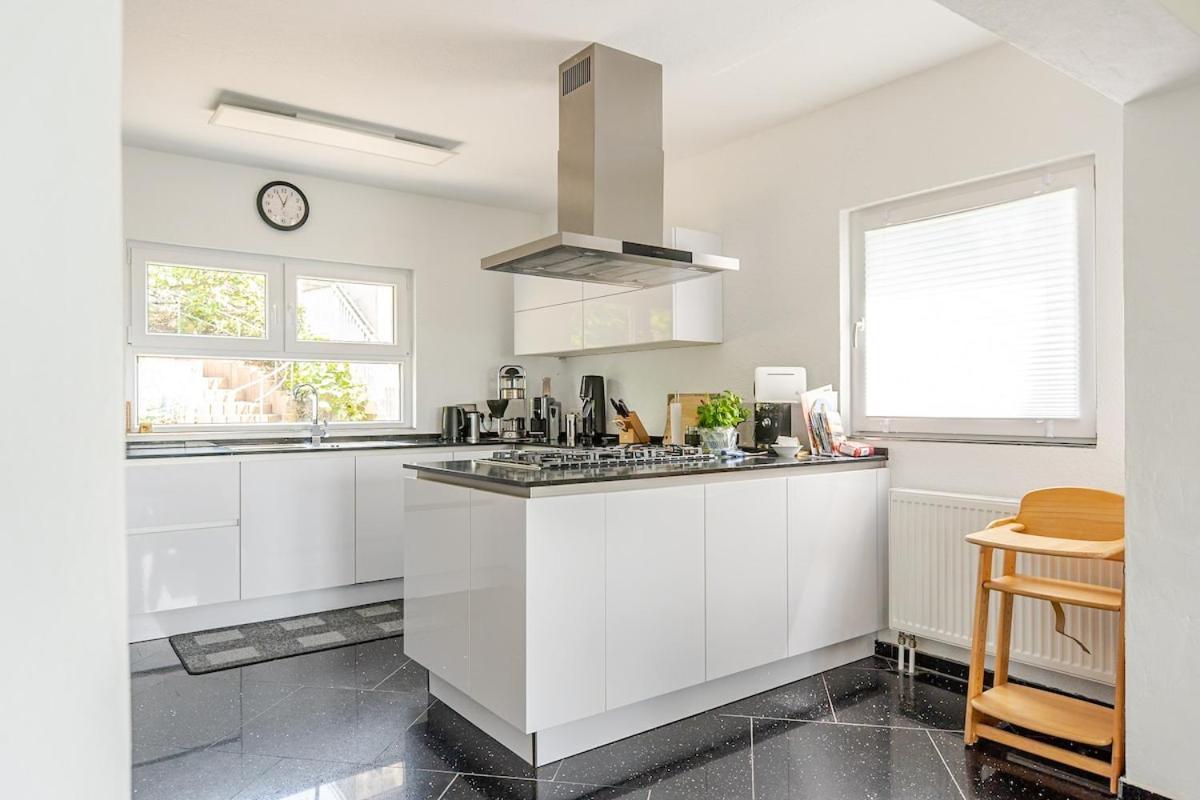 Ferienhaus Mit Schoener Aussicht Weitersburg Bagian luar foto